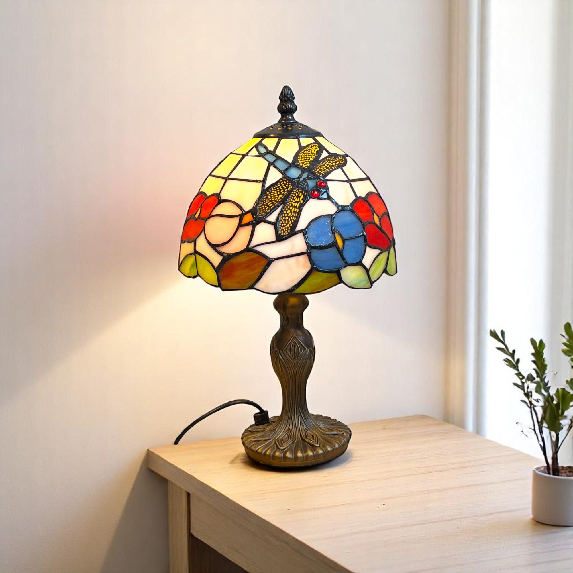 20cm Beige Dragonfly Tiffany Table lamp